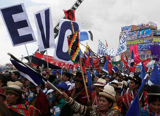 Exigimos que el Gobierno respete la voluntad del pueblo boliviano: ¡votó Evo presidente!